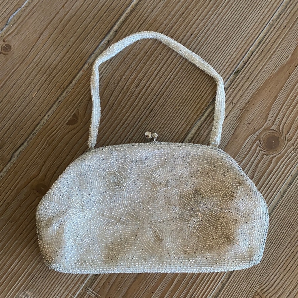 Vintage Mantessa Hand Beaded Evening Ivory/Champagne Clutch